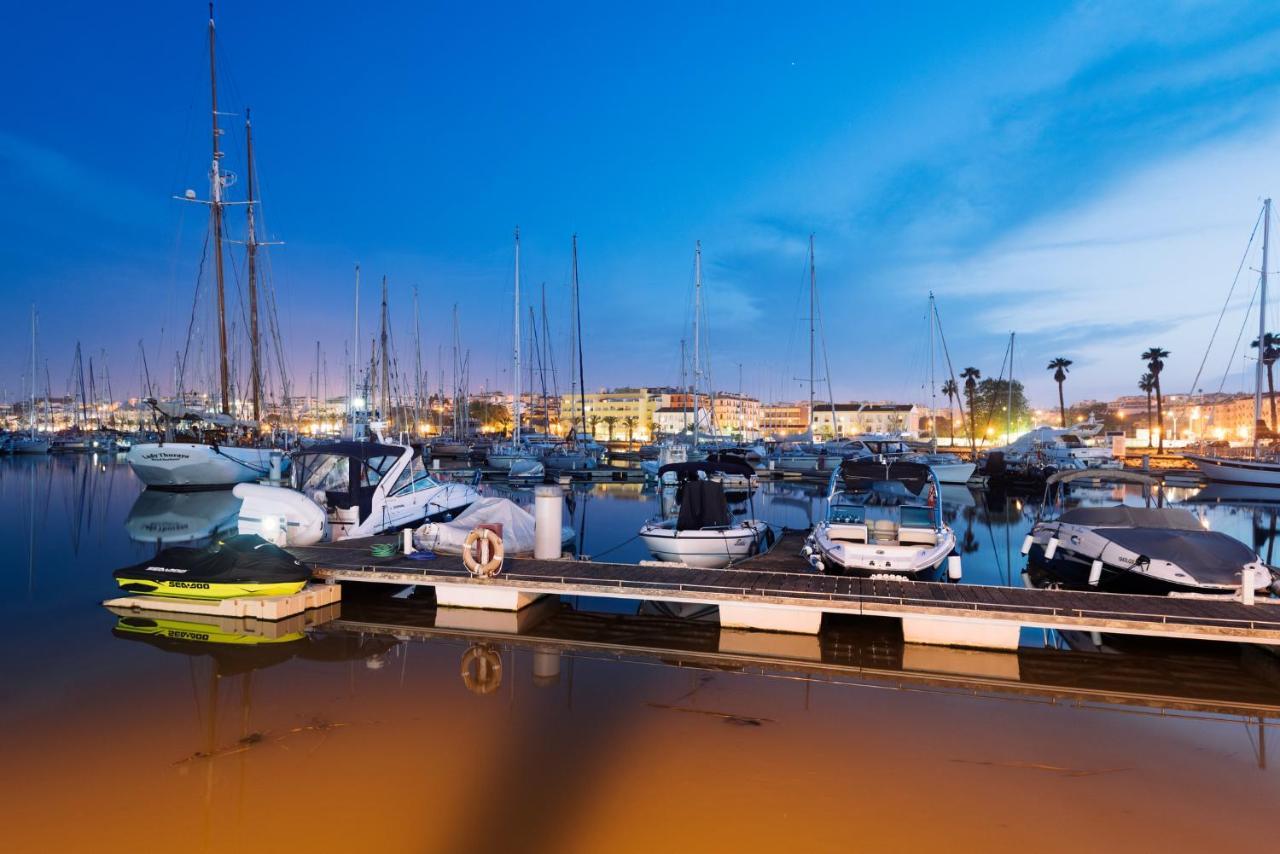 A65 - Marina Moor Apartment In لاغوس المظهر الخارجي الصورة